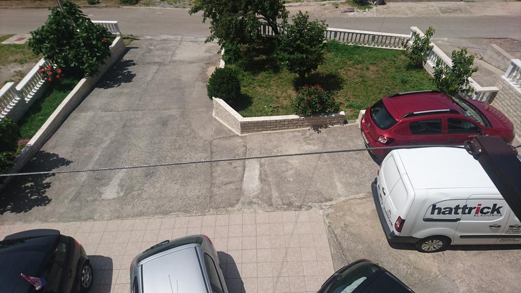 Apartment Leona Сень Екстер'єр фото
