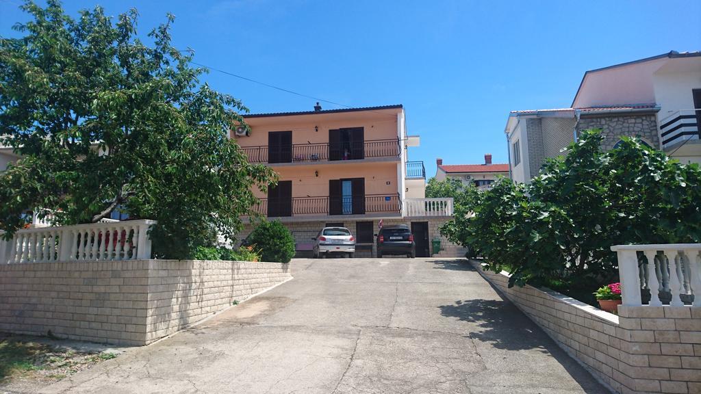 Apartment Leona Сень Екстер'єр фото