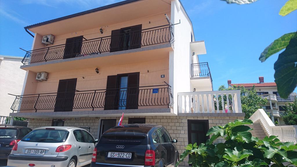 Apartment Leona Сень Екстер'єр фото
