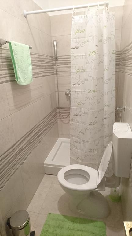 Apartment Leona Сень Екстер'єр фото