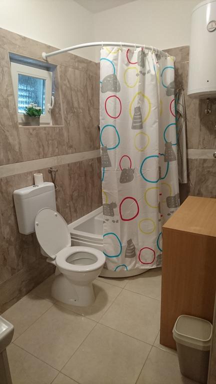 Apartment Leona Сень Екстер'єр фото