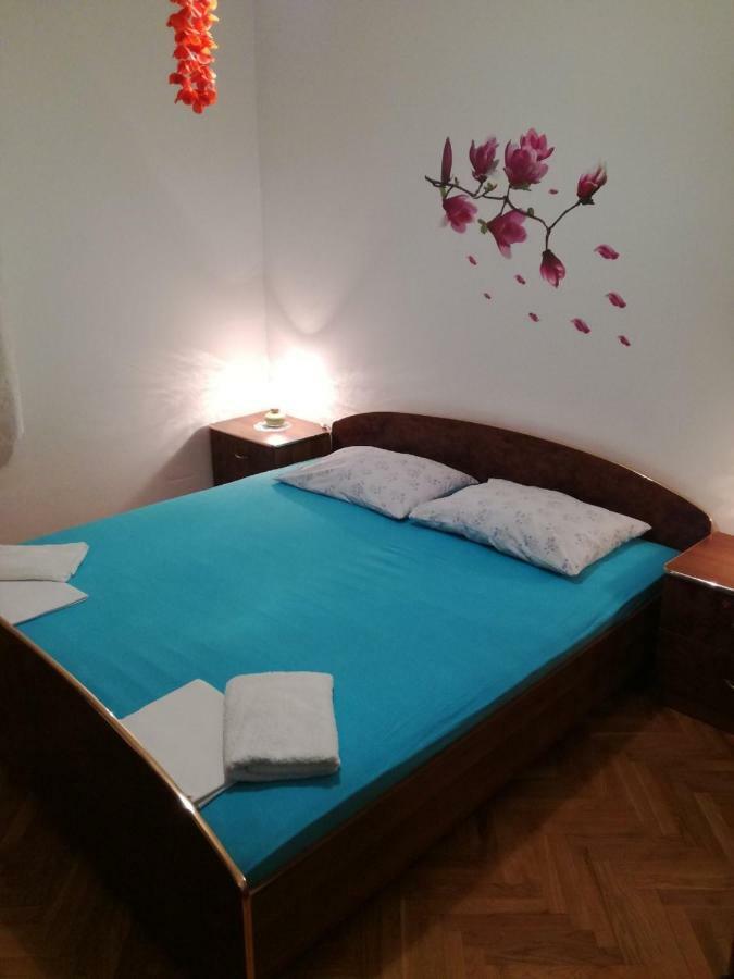 Apartment Leona Сень Екстер'єр фото